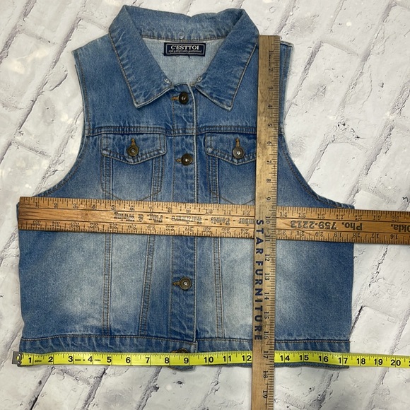 C'Esttoi Denim Vest Distressed Medium Wash Button Up - Picture 9 of 10
